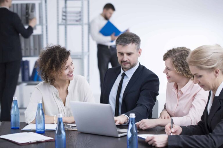 Employees using Avantiico's microsoft modern workplace support.